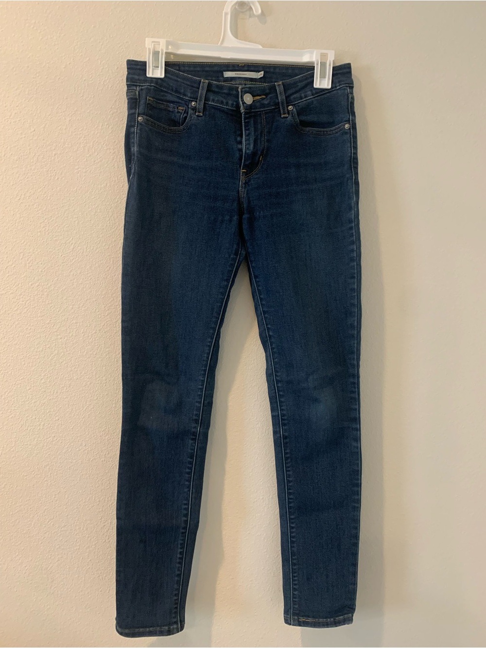 Levi's Dark Indigo Women's Skinny Jeans